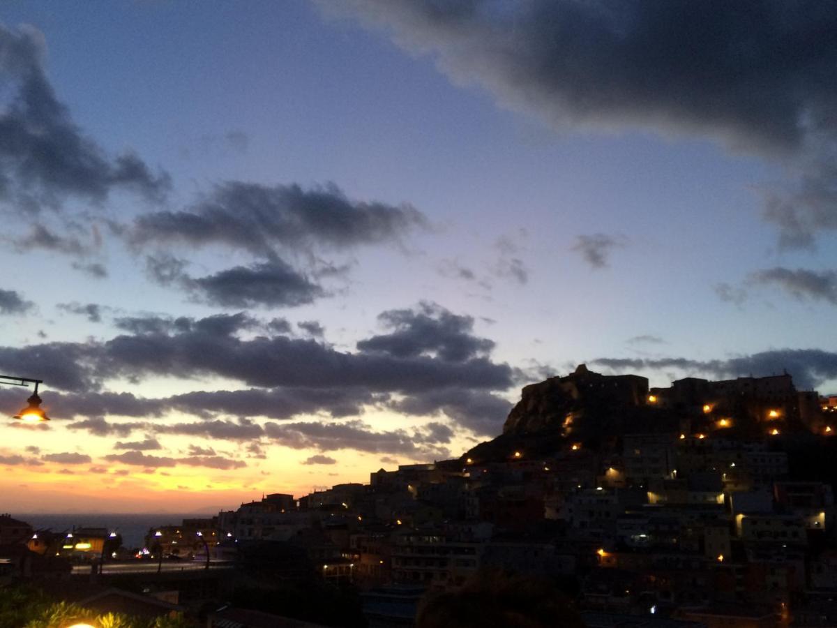 Casa Vacanze Sunset Castelsardo Buitenkant foto